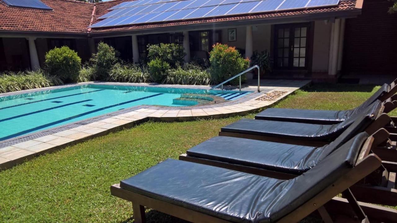 Tropical Villas Negombo Exteriör bild