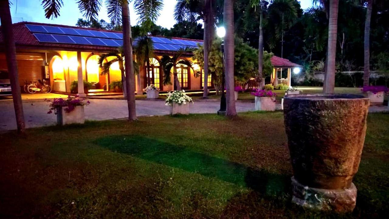 Tropical Villas Negombo Exteriör bild